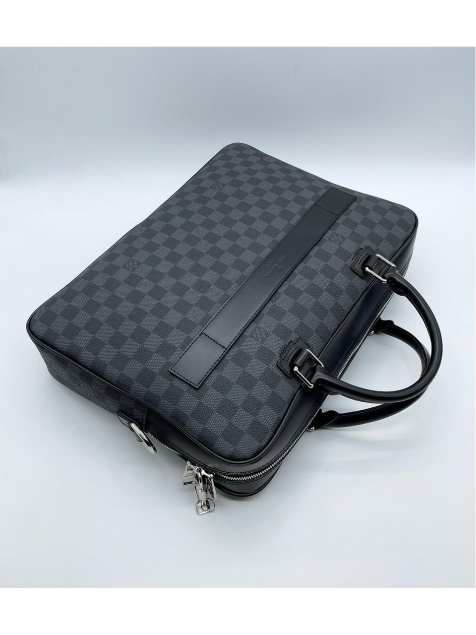 Портфель Louis Vuitton